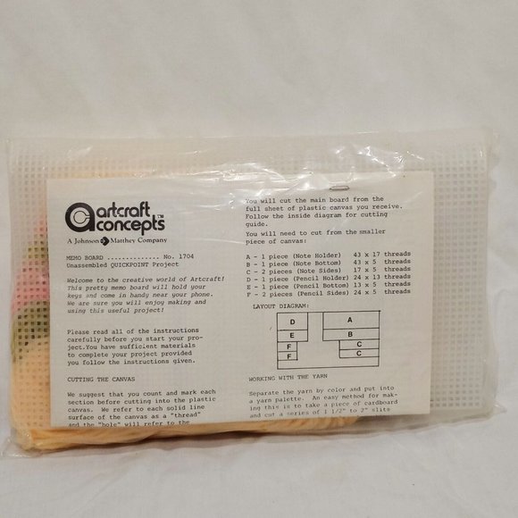 Memo Board Artcraft Concepts Plastic Canvas Kit 1704 Key Hooks Cream Green Pink - Picture 4 of 10